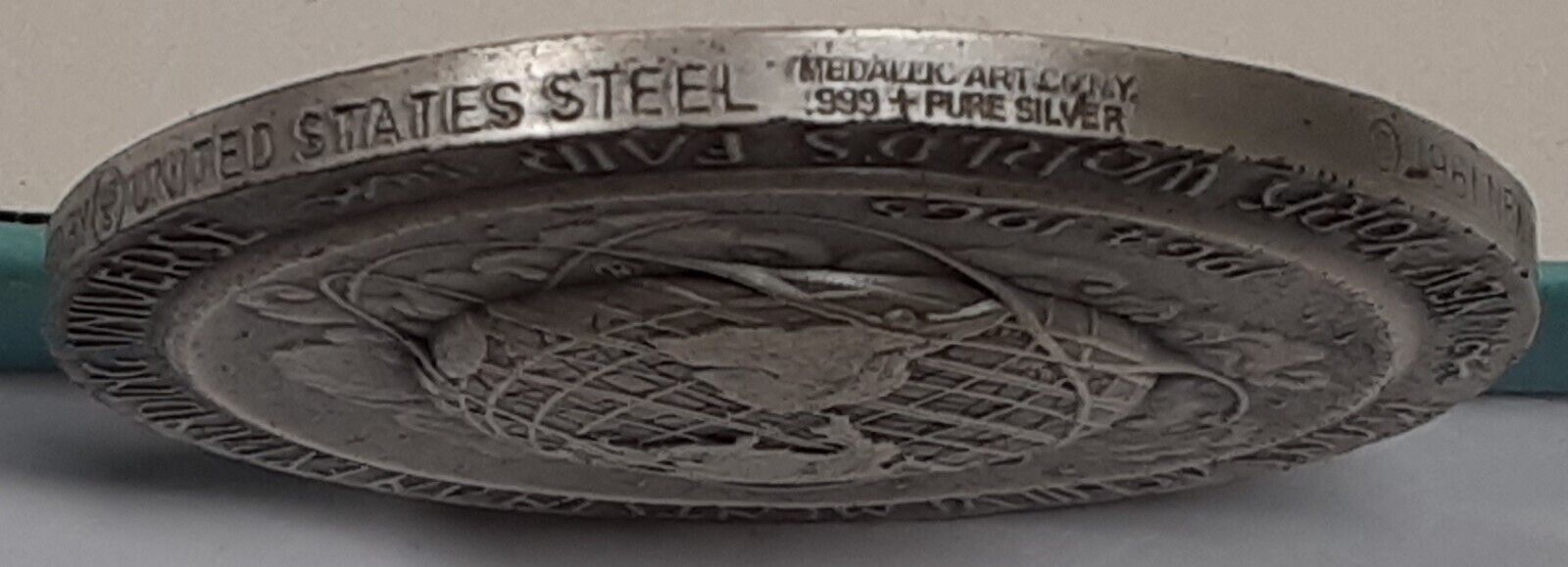 1964-65 N.Y. World's Fair Collectors .999 Silver Medal in Original Box by MACo