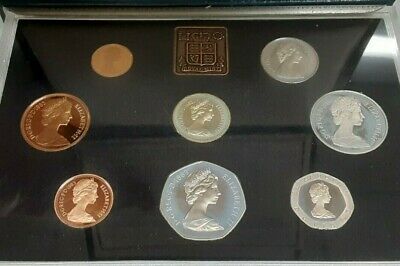 1983 United Kingdom Proof Set, GEM UK Coins, 8 Coins Total, With Case and COA