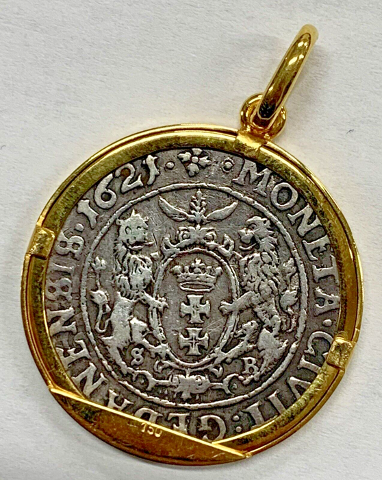 1621 Lithuanian Medieval Coin/18KT Gold Pendant (10.96g)