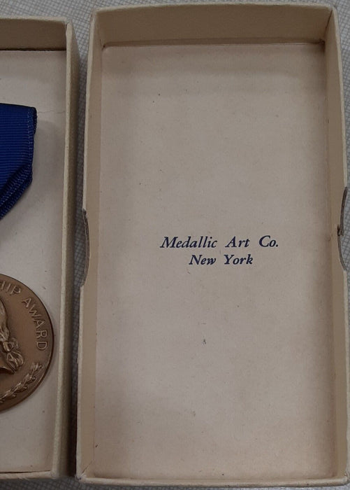 Vintage Washington DAR Good Citizenship Award Bronze Medal w/Pin