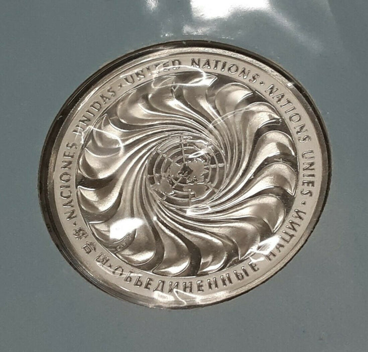 Franklin Mint UN World Youth Assembly Sterling Silver Medal in FDC & Folder