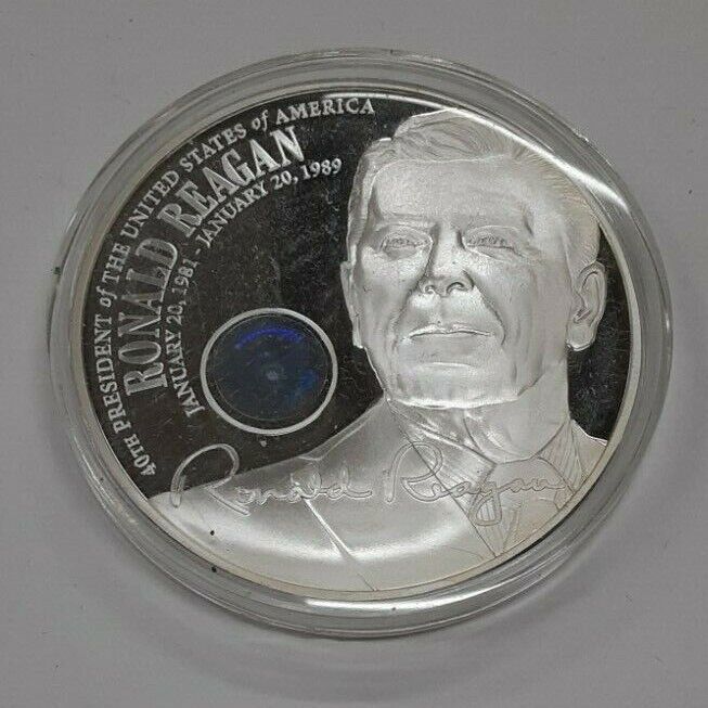 President Ronald Reagan Proof Medal Silverplated W/Hologram in Capsule W/COA