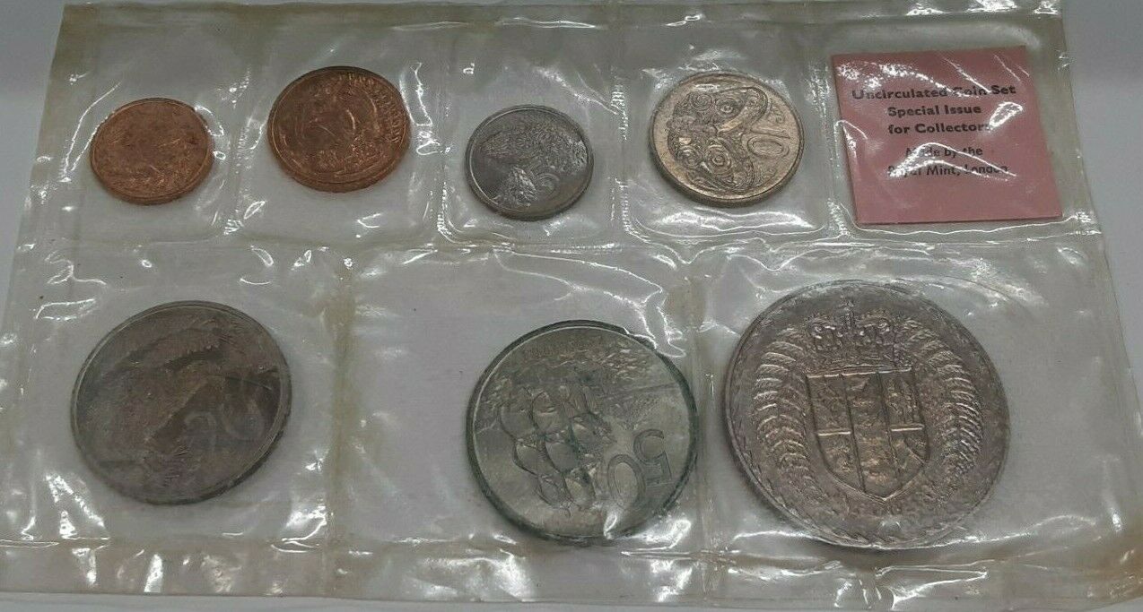 1971 New Zealand Uncirculated Coin Set In Original Case