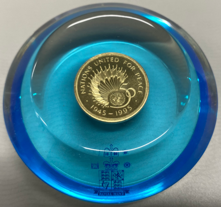 1995 2 Pounds 50th Anniversary of United Nations Coin in Royal Mint Paper Weight
