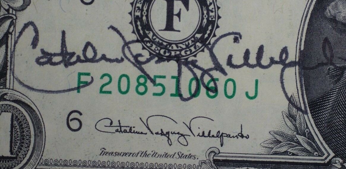 1988 $1 Dollar Bill Signed by US Treasurer Catalina Vasquez Villalpando