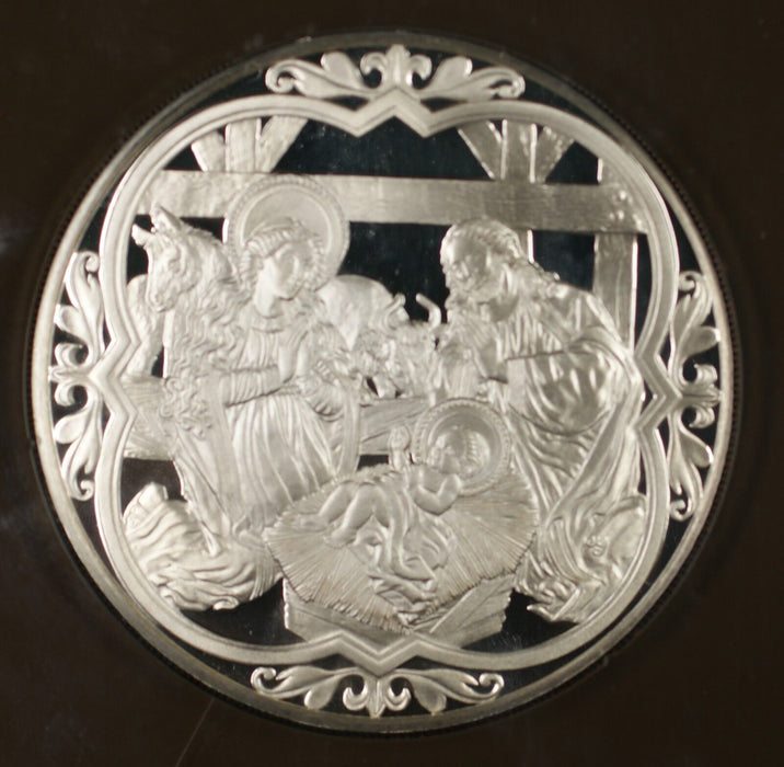1975 The Christ Child .925 Sterling Silver Proof Franklin Mint Holiday Medal
