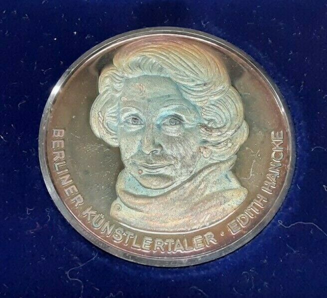 Berlin Theater Club Commemorative Pure Silver Round in Case