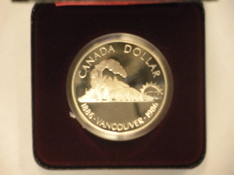 Canada 1986 silver dollar, Vancouver, w/ display case