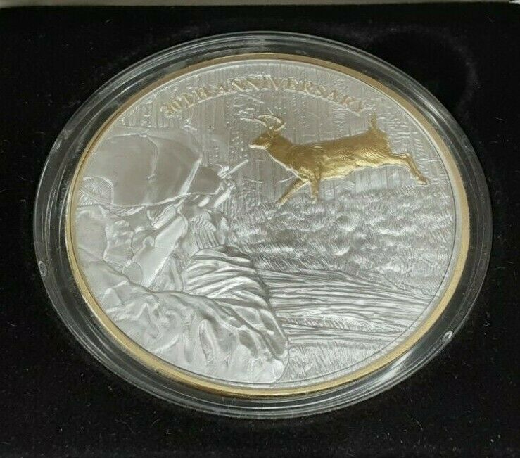 North American Hunting Club/30th Anniversary 'Deer' Silver Plated Medal Case/COA