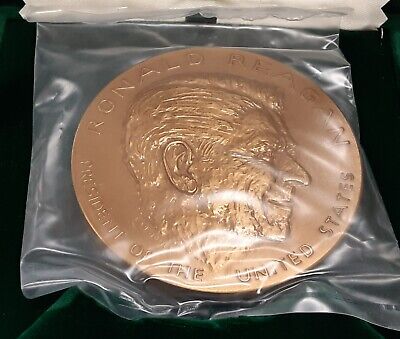 1981 Ronald Reagan 1st Inaugural Bronze Medal in Case And Box
