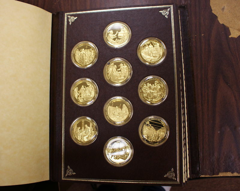 Medallic History of Mankind, Goldplated Silver, Binders